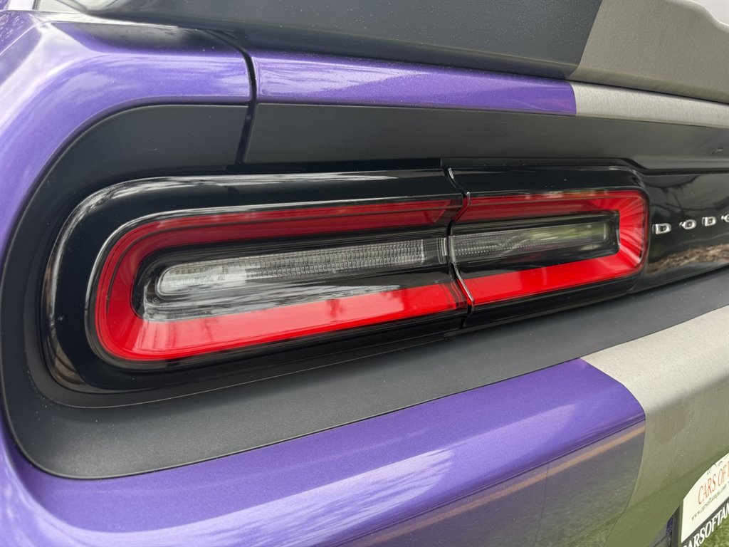 Used 2016 Dodge Challenger R/T Plus RWD image 11