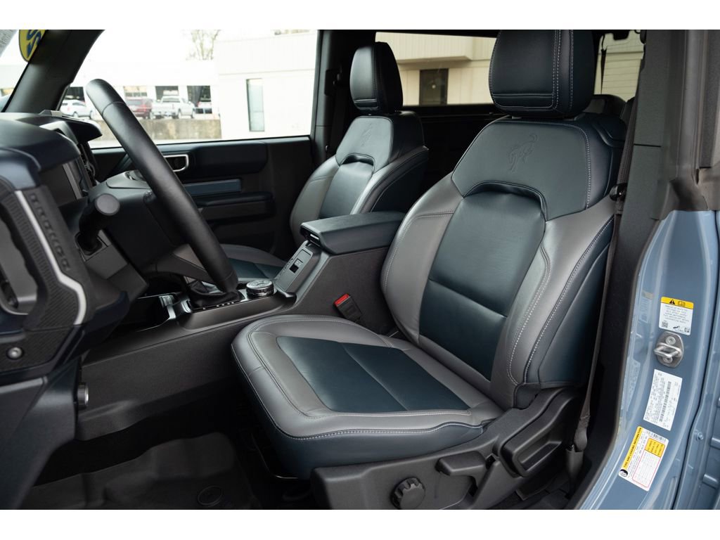 Used 2023 Ford Bronco Outer Banks w/ Sasquatch Package image 11