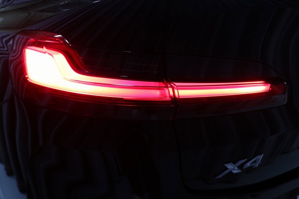 Certified 2023 BMW X4 xDrive30i w/ M Sport Package image 8