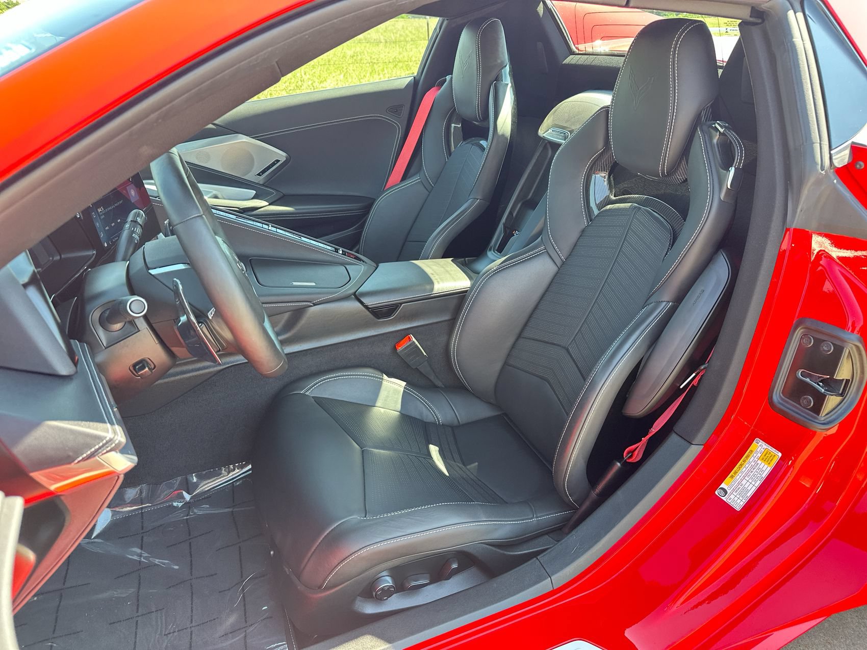 Used 2024 Chevrolet Corvette Stingray Preferred Conv w/ 2LT RWD image 11