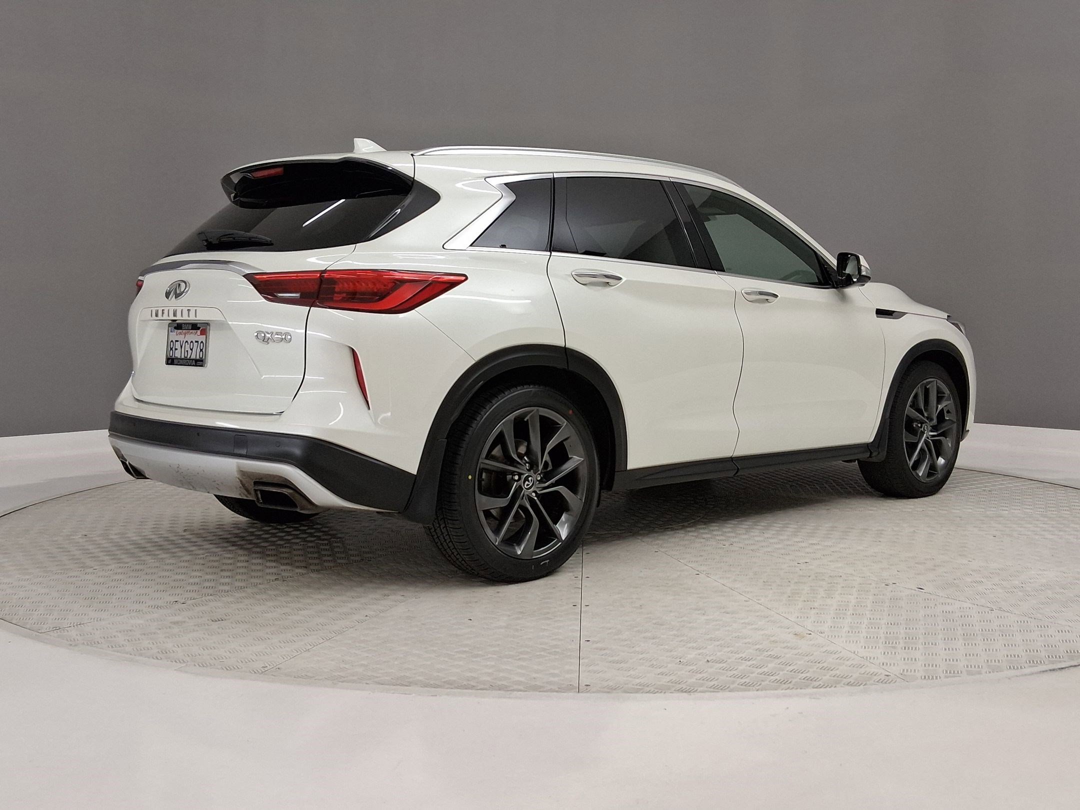 Used 2019 INFINITI QX50 Essential w/ Sensory Package image 6