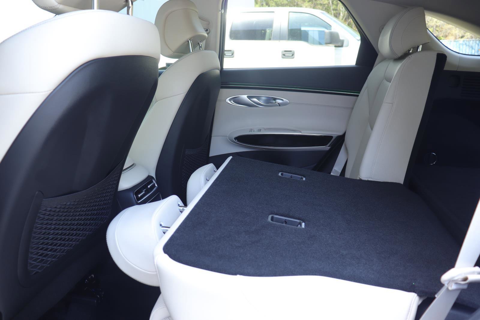 Used 2026 Genesis GV70 2.5T image 16