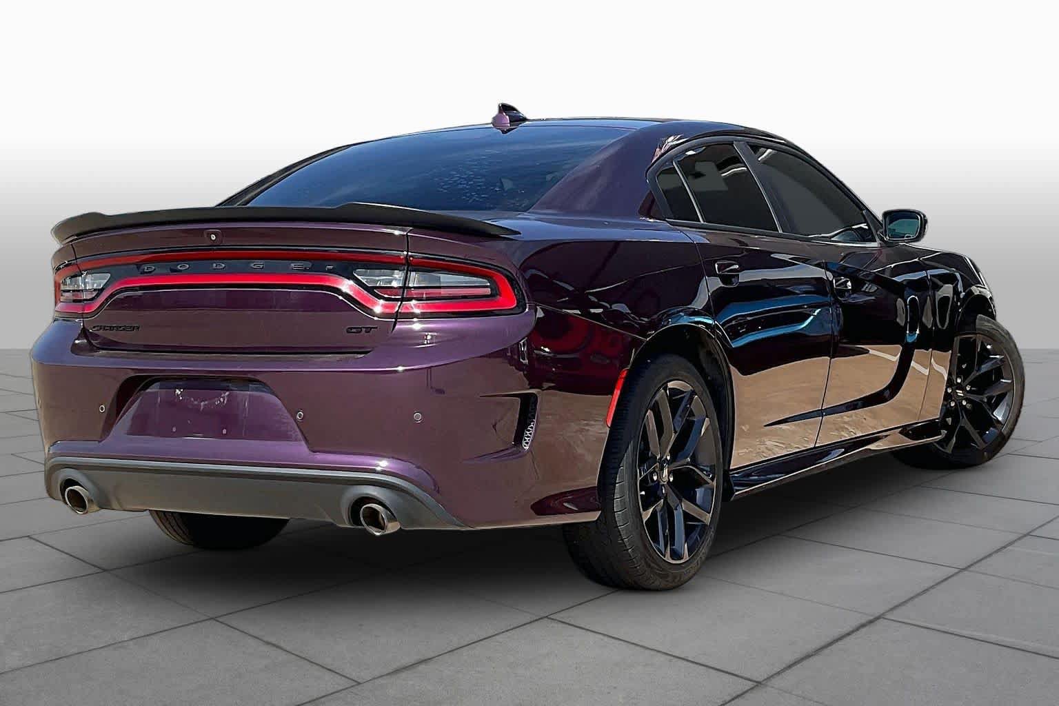 Used 2020 Dodge Charger GT w/ Blacktop Package RWD image 12