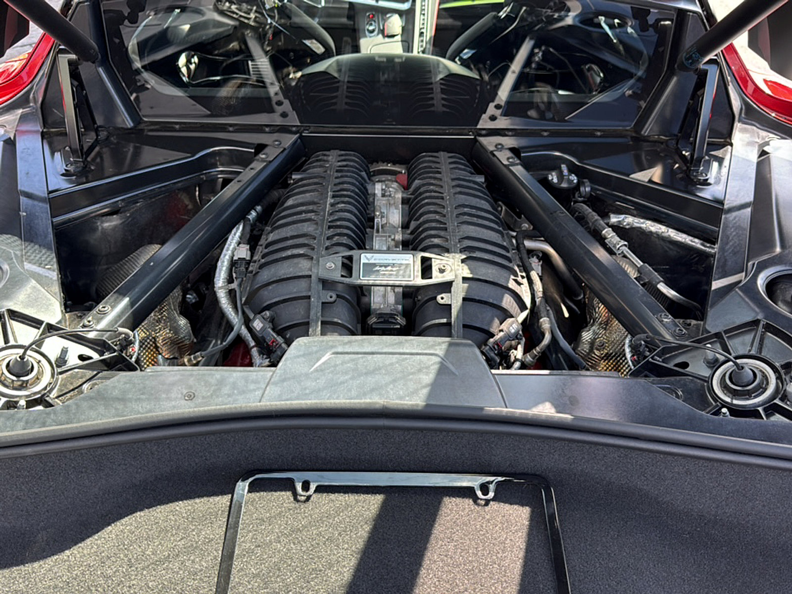 Used 2024 Chevrolet Corvette Z06 RWD image 25