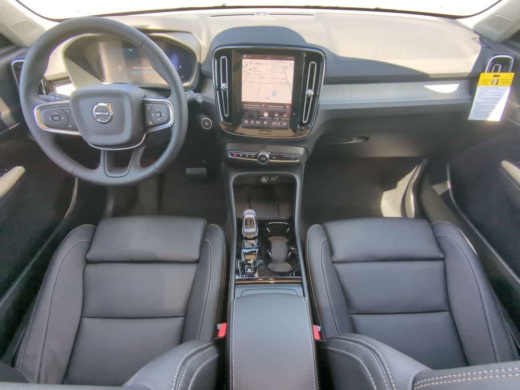 New 2026 Volvo XC40 B5 Plus w/ Protection Package Premier AWD/4WD image 14
