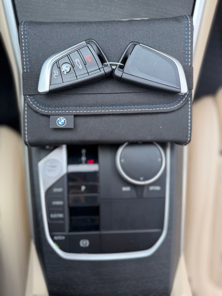 Used 2023 BMW 330e w/ M Sport Package image 34