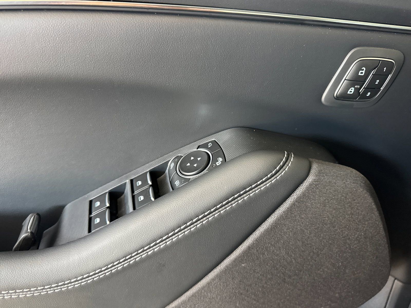 Used 2024 Ford Mustang Mach-E Select w/ Comfort Package Lite image 12