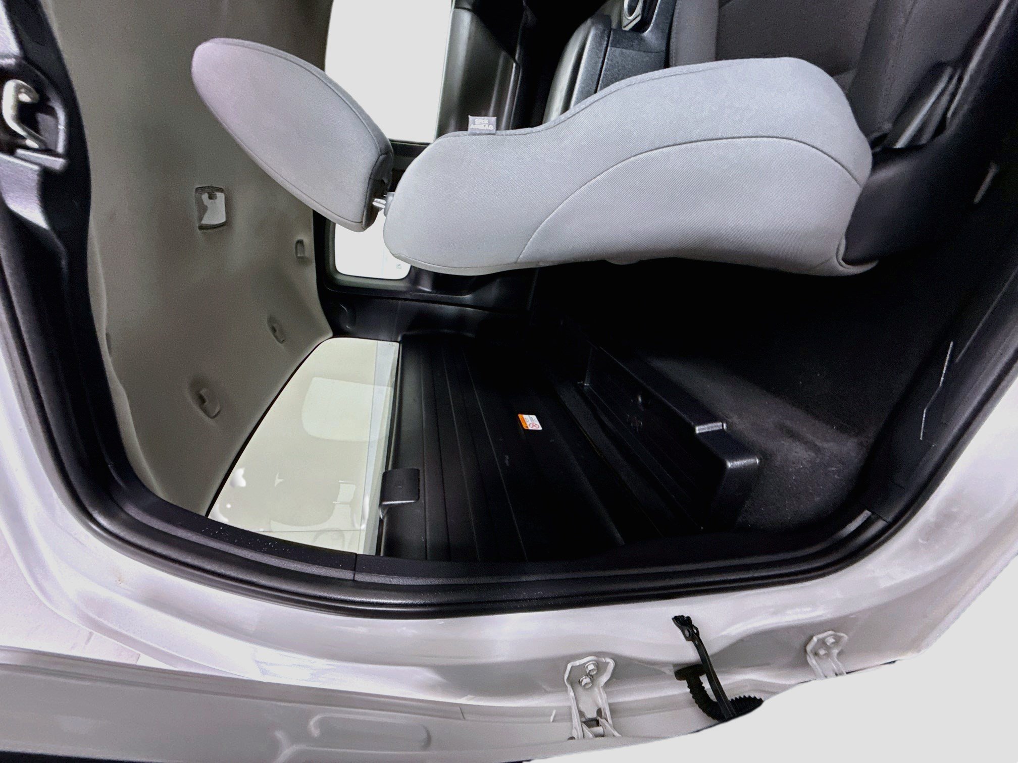 Used 2019 Toyota Tacoma SR RWD image 26