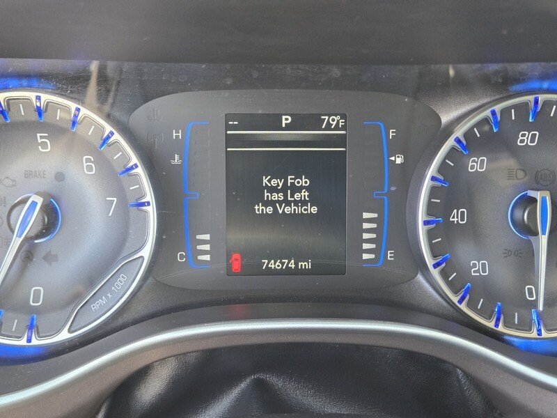 Used 2022 Chrysler Voyager LX FWD image 24