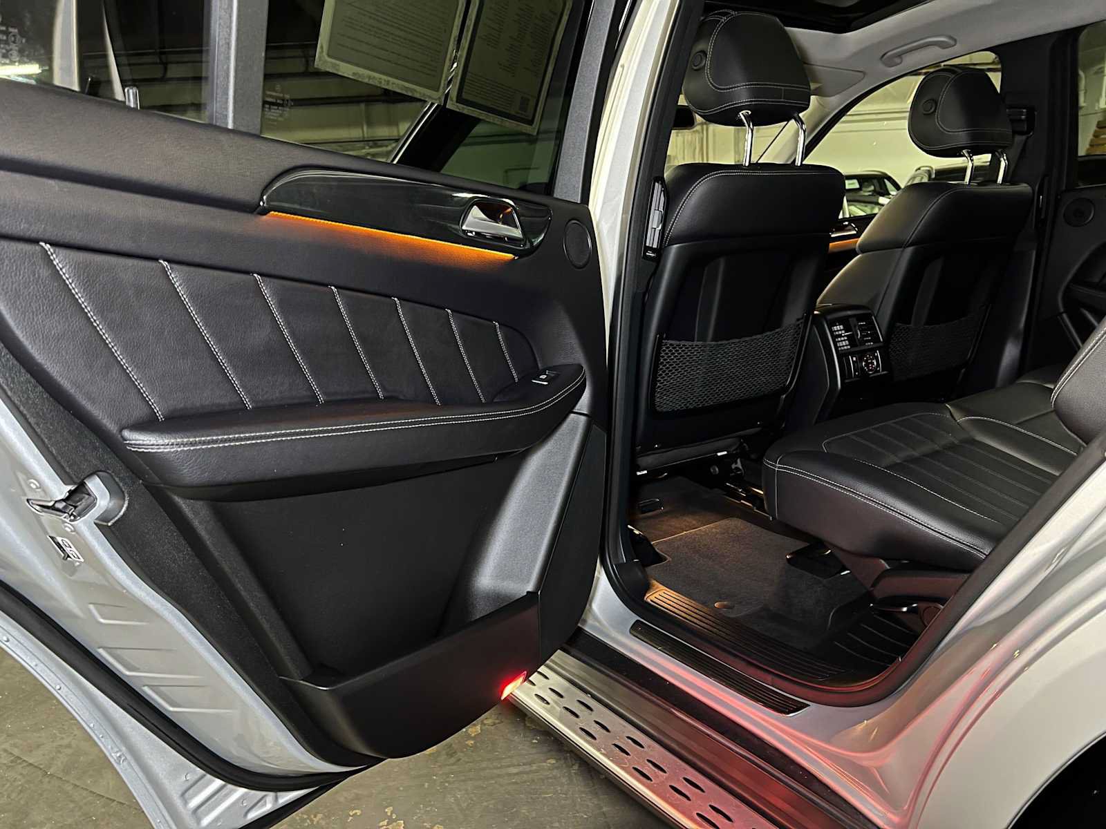 Certified 2016 Mercedes-Benz GL 320 BlueTEC 4MATIC image 18