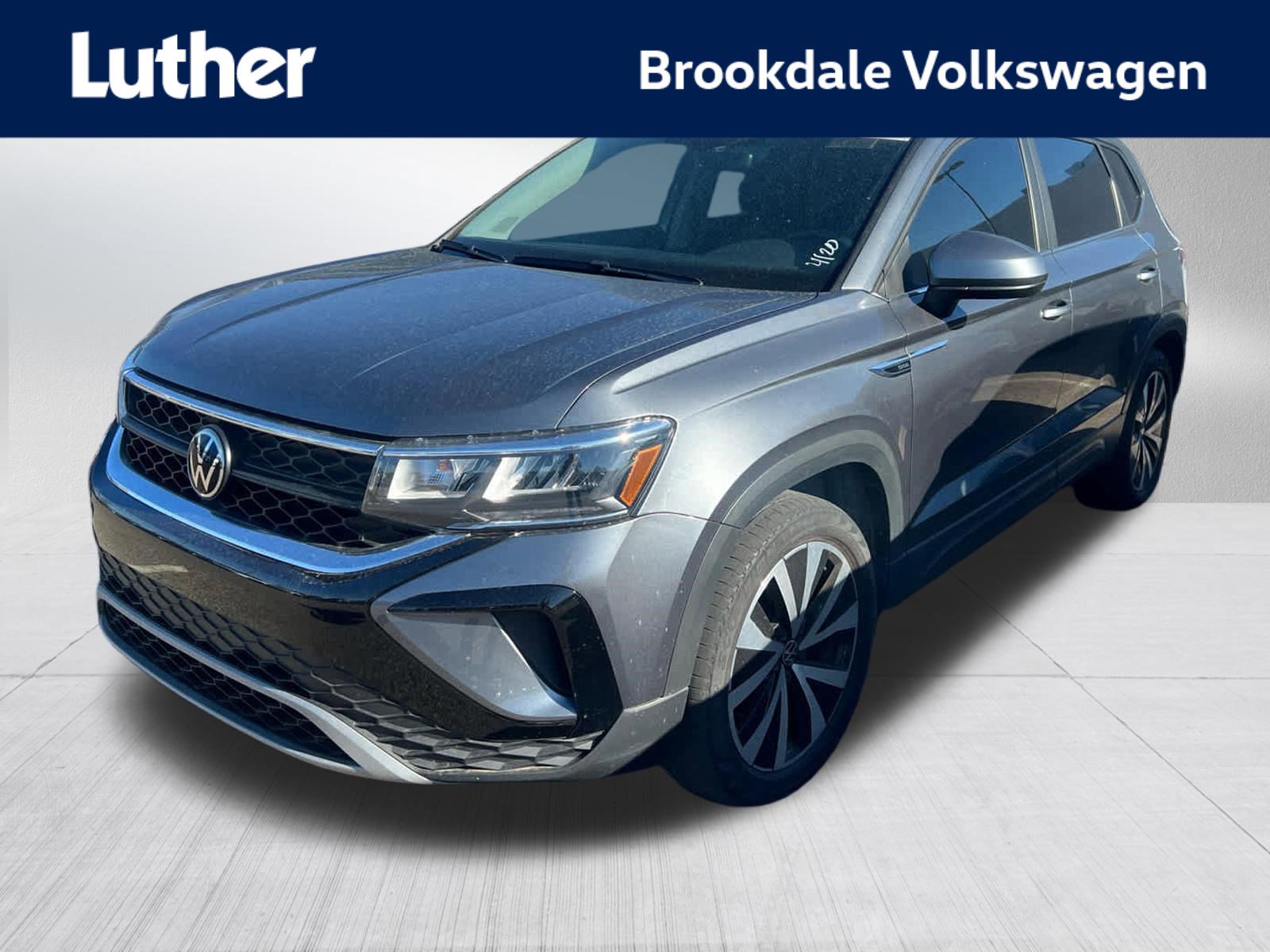 Used 2023 Volkswagen Taos SE w/ Panoramic Sunroof Package