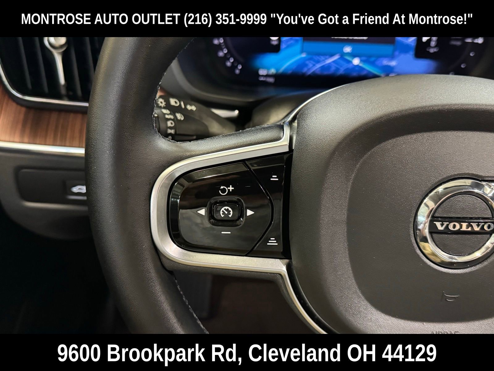 Used 2024 Volvo XC60 T8 Ultimate w/ Protection Package Premier image 18