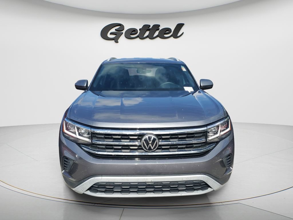 Used 2021 Volkswagen Atlas Cross Sport SE FWD image 2