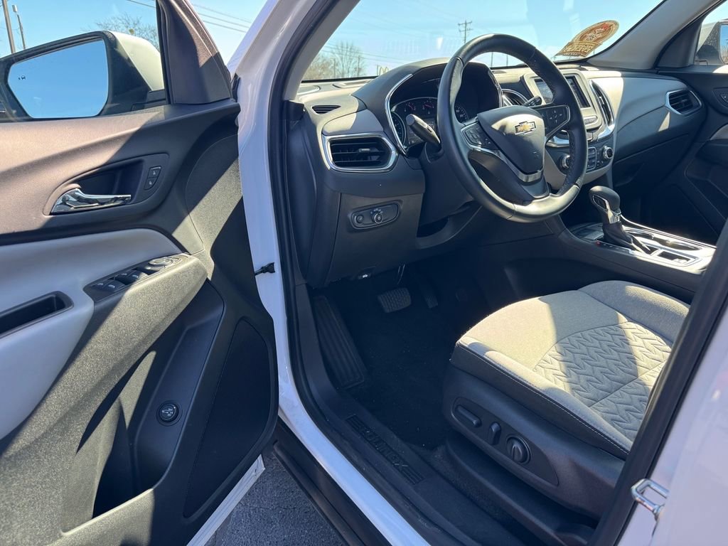 Used 2024 Chevrolet Equinox LT image 14