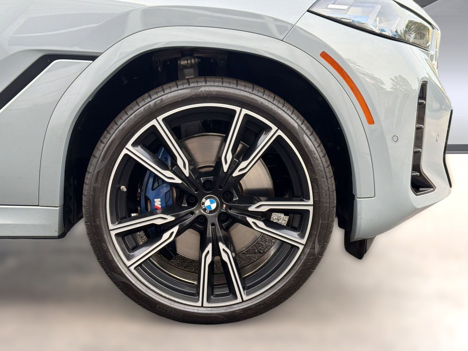Used 2026 BMW X6 M60i AWD/4WD image 12
