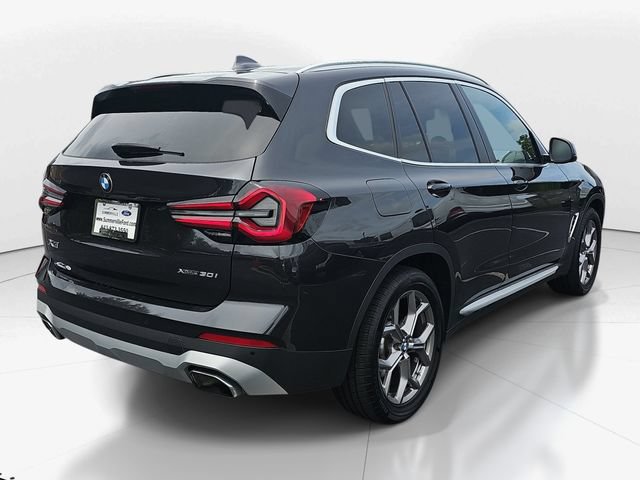 Used 2023 BMW X3 xDrive30i w/ Convenience Package w/ZPA AWD/4WD image 3