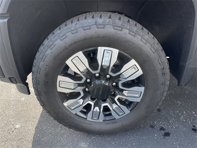 New 2025 GMC Sierra 2500 Denali image 10