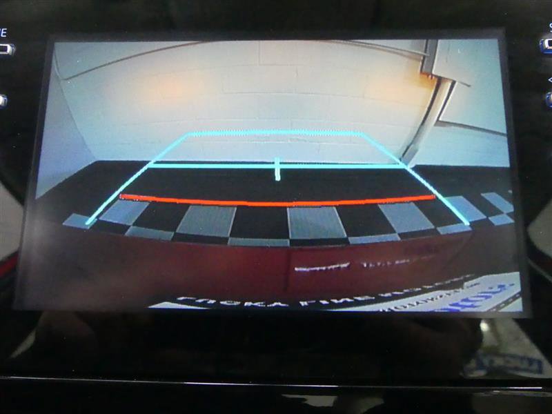 Used 2020 Toyota Prius XLE image 15