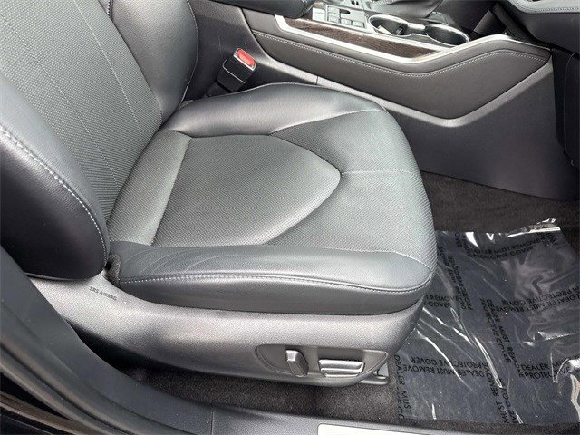 Used 2023 Toyota Highlander Limited image 10
