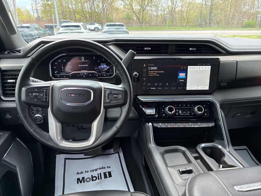 Used 2024 GMC Sierra 2500 Denali w/ Denali Reserve Package AWD/4WD image 9