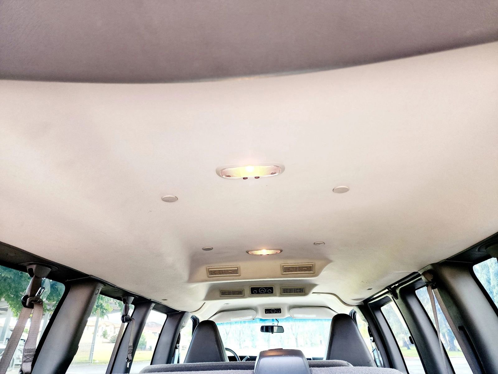 Used 2018 Chevrolet Express 2500 LT w/ LT Preferred Equipment Group image 38