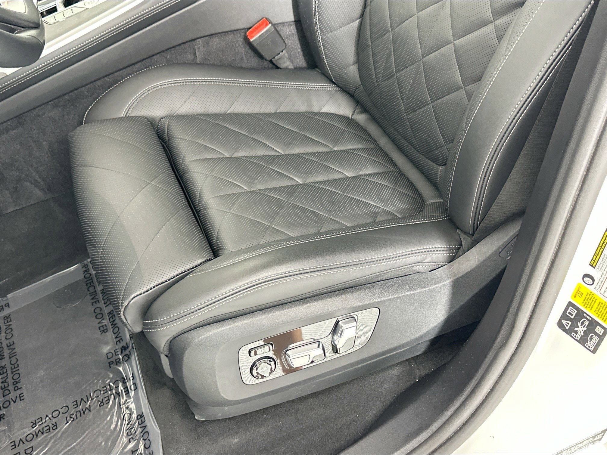 Used 2024 BMW X7 xDrive40i image 17