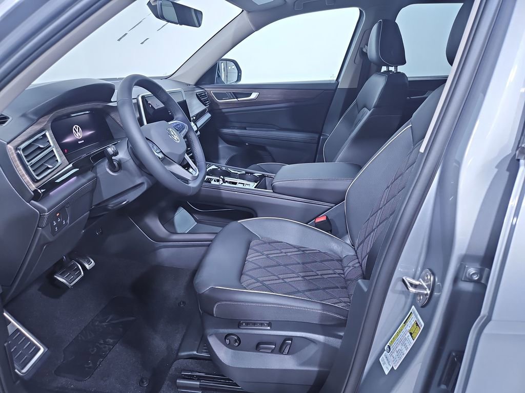 New 2026 Volkswagen Atlas SEL Premium R-Line image 9