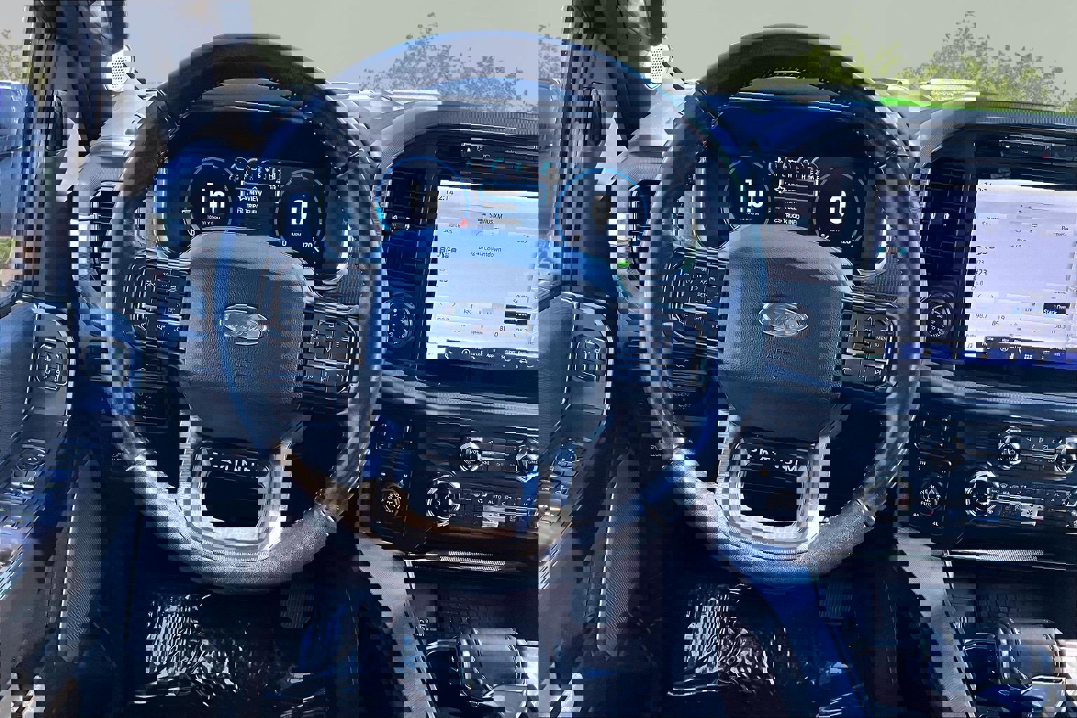 Certified 2022 Ford F150 Platinum w/ Equipment Group 701A High image 5