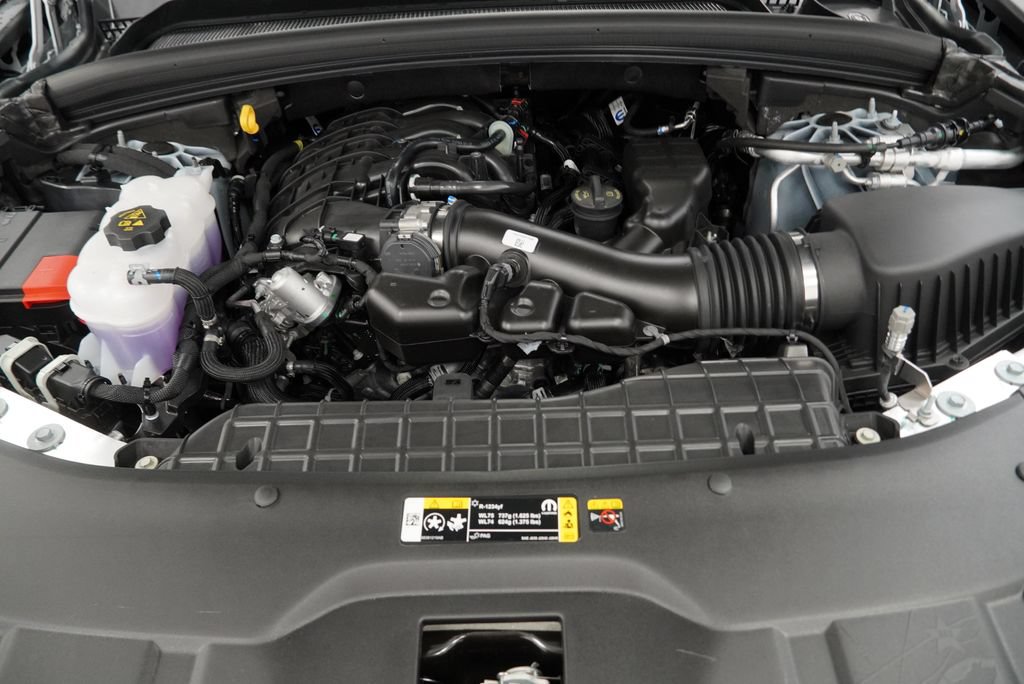 New 2027 Jeep Grand Cherokee Laredo AWD/4WD image 38