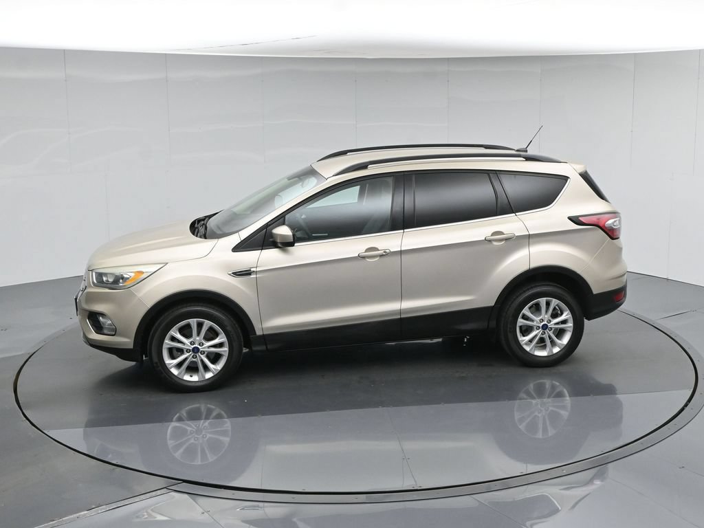 Certified 2017 Ford Escape SE w/ Equipment Group 201A FWD image 45