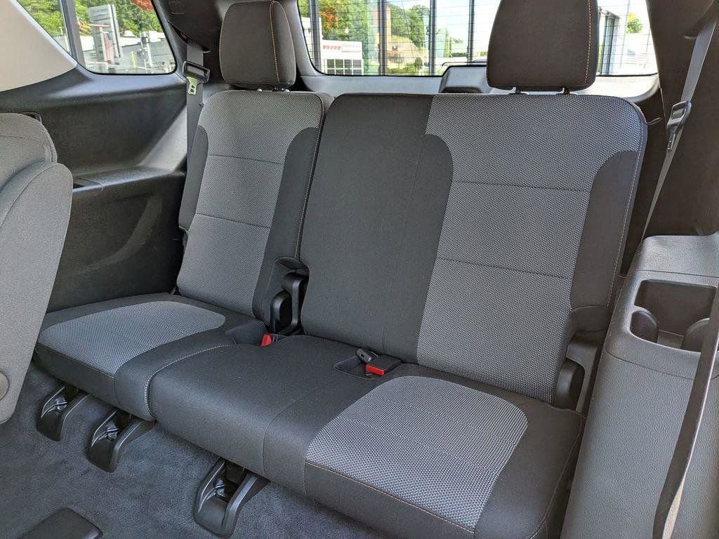 Used 2018 Chevrolet Traverse LT AWD/4WD image 26