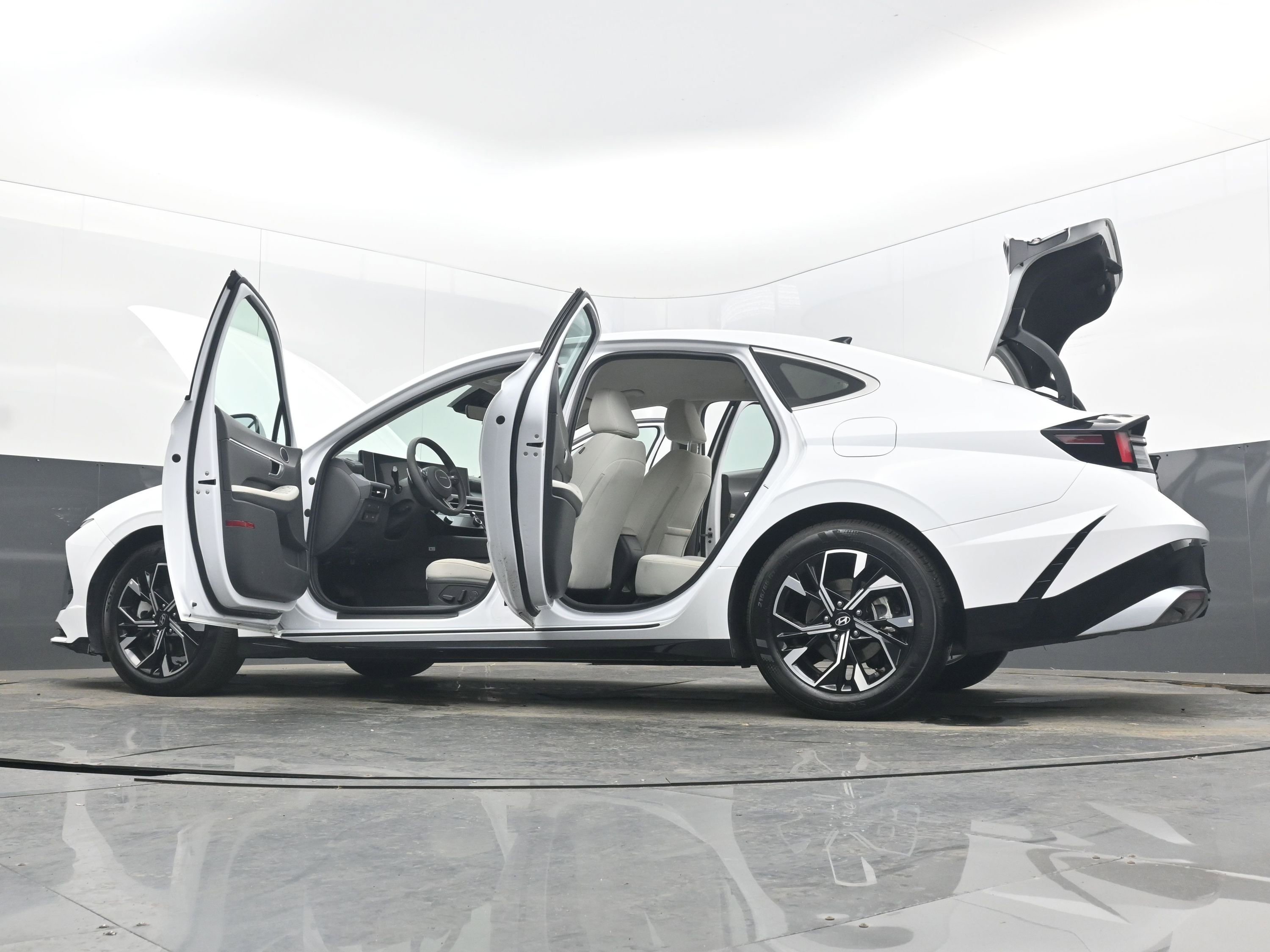 Used 2025 Hyundai Sonata SEL image 40