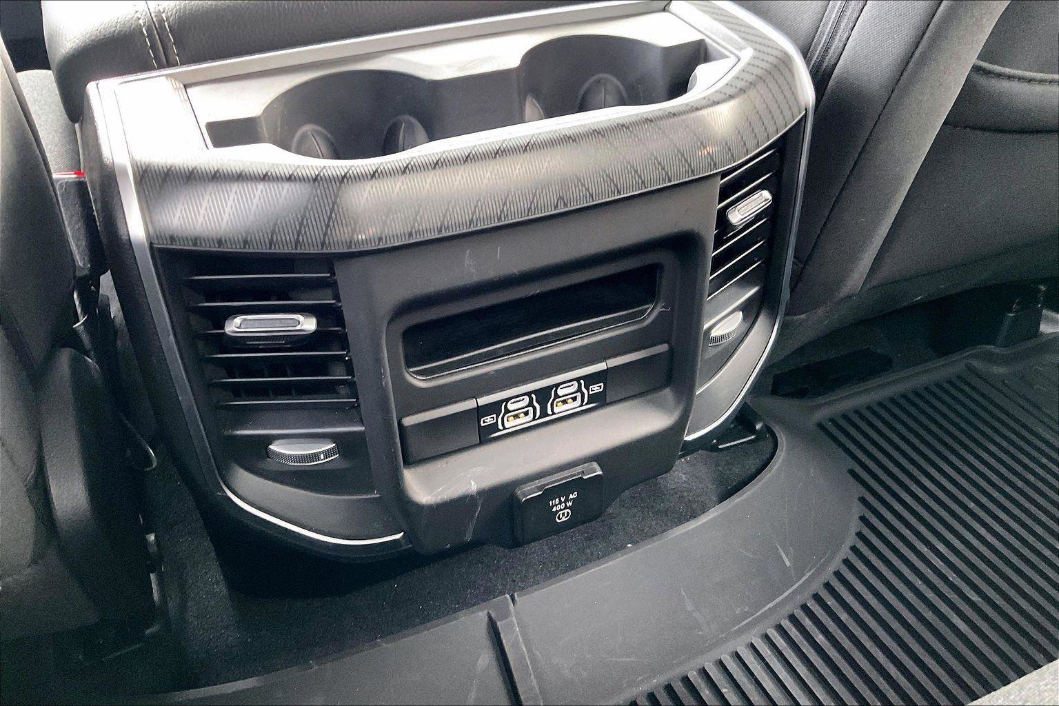 Used 2025 RAM 1500 Big Horn image 33