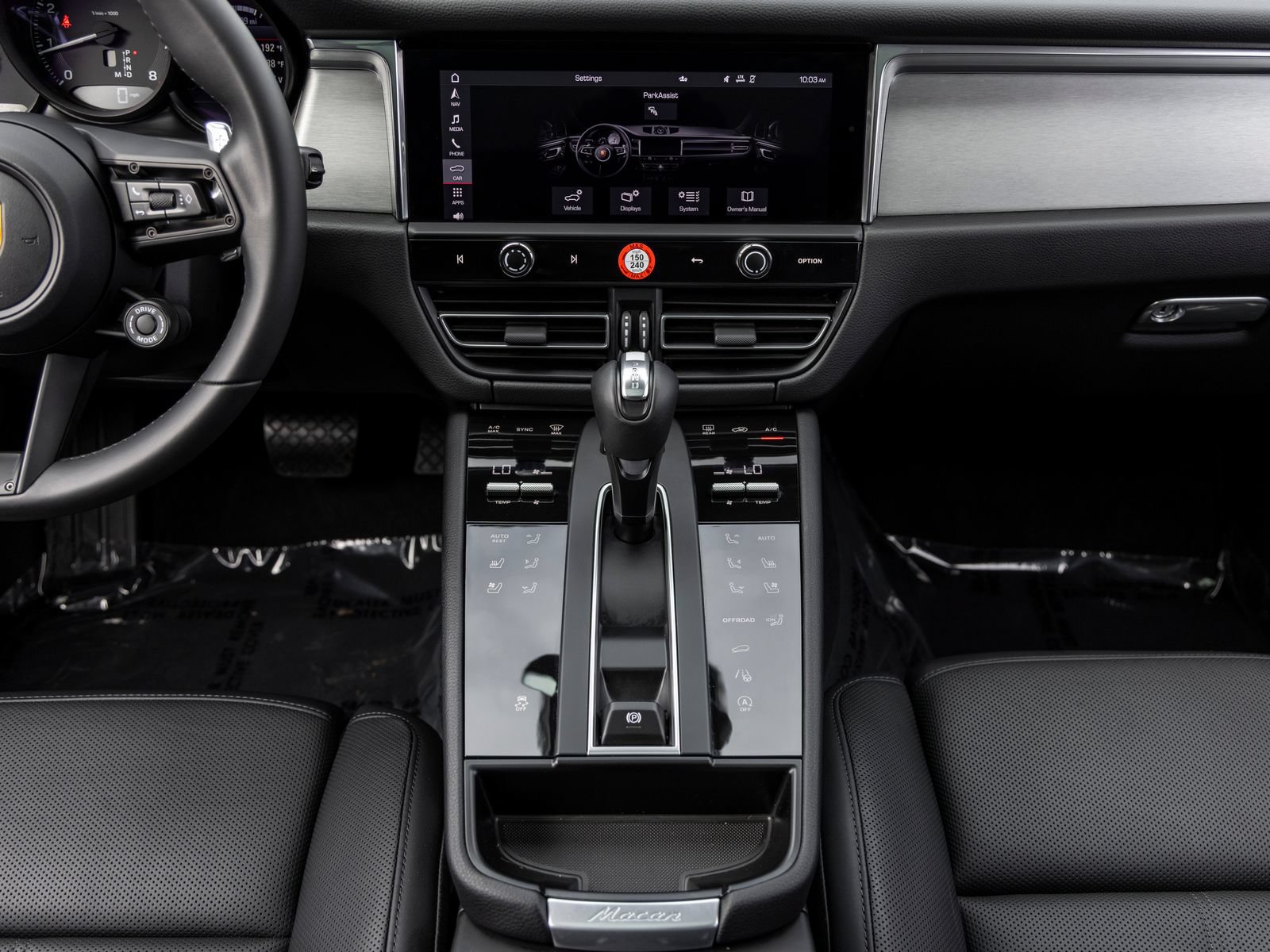 Certified 2026 Porsche Macan AWD/4WD image 46