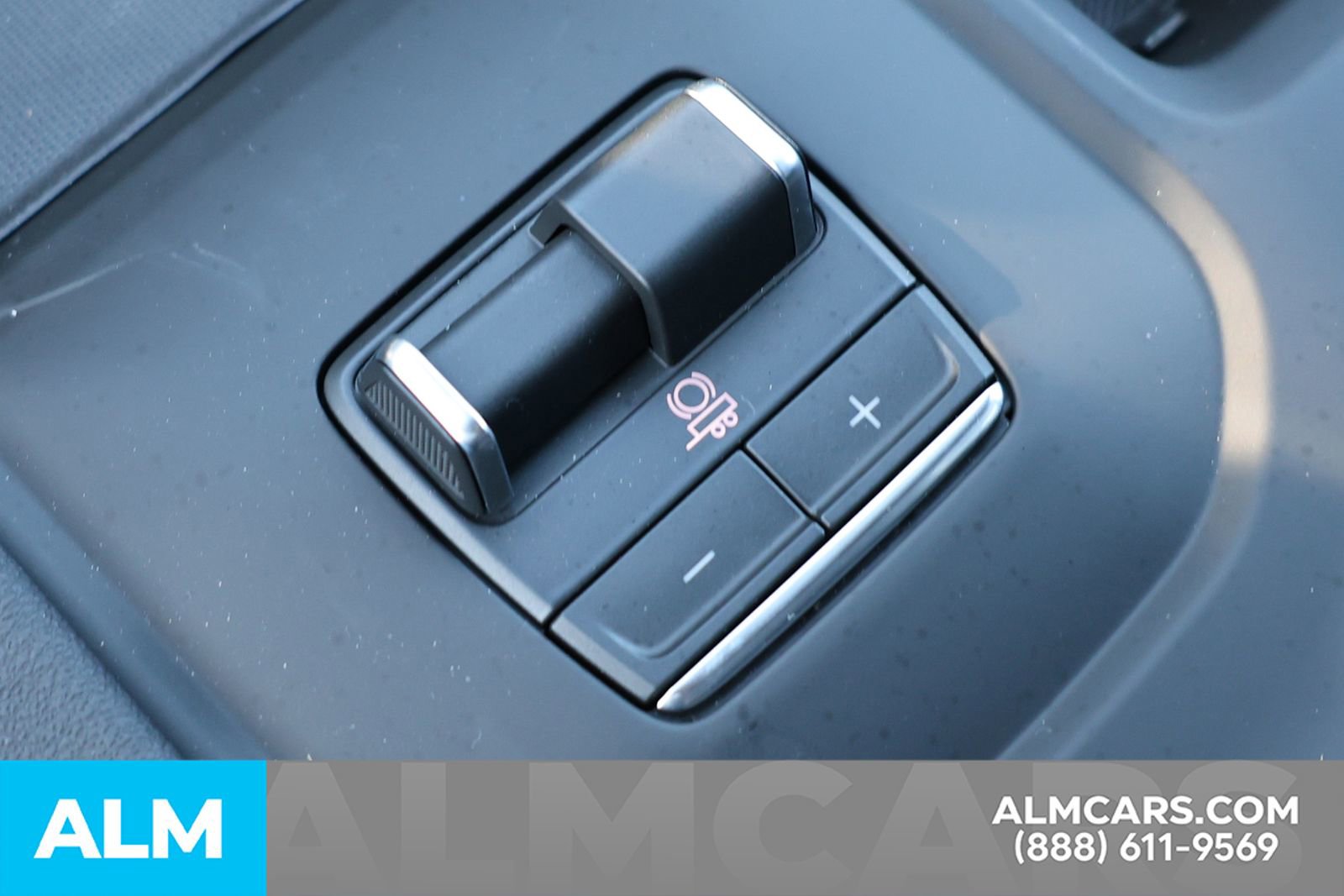 Used 2026 GMC Sierra 2500 AT4 image 36