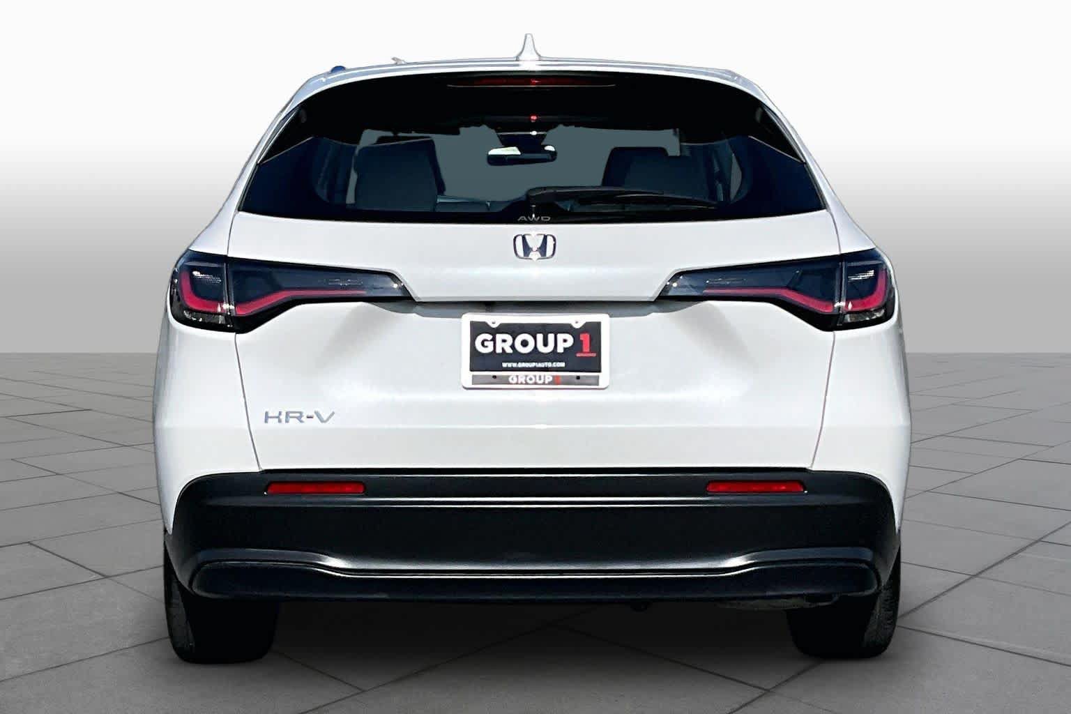 Used 2024 Honda HR-V LX image 5