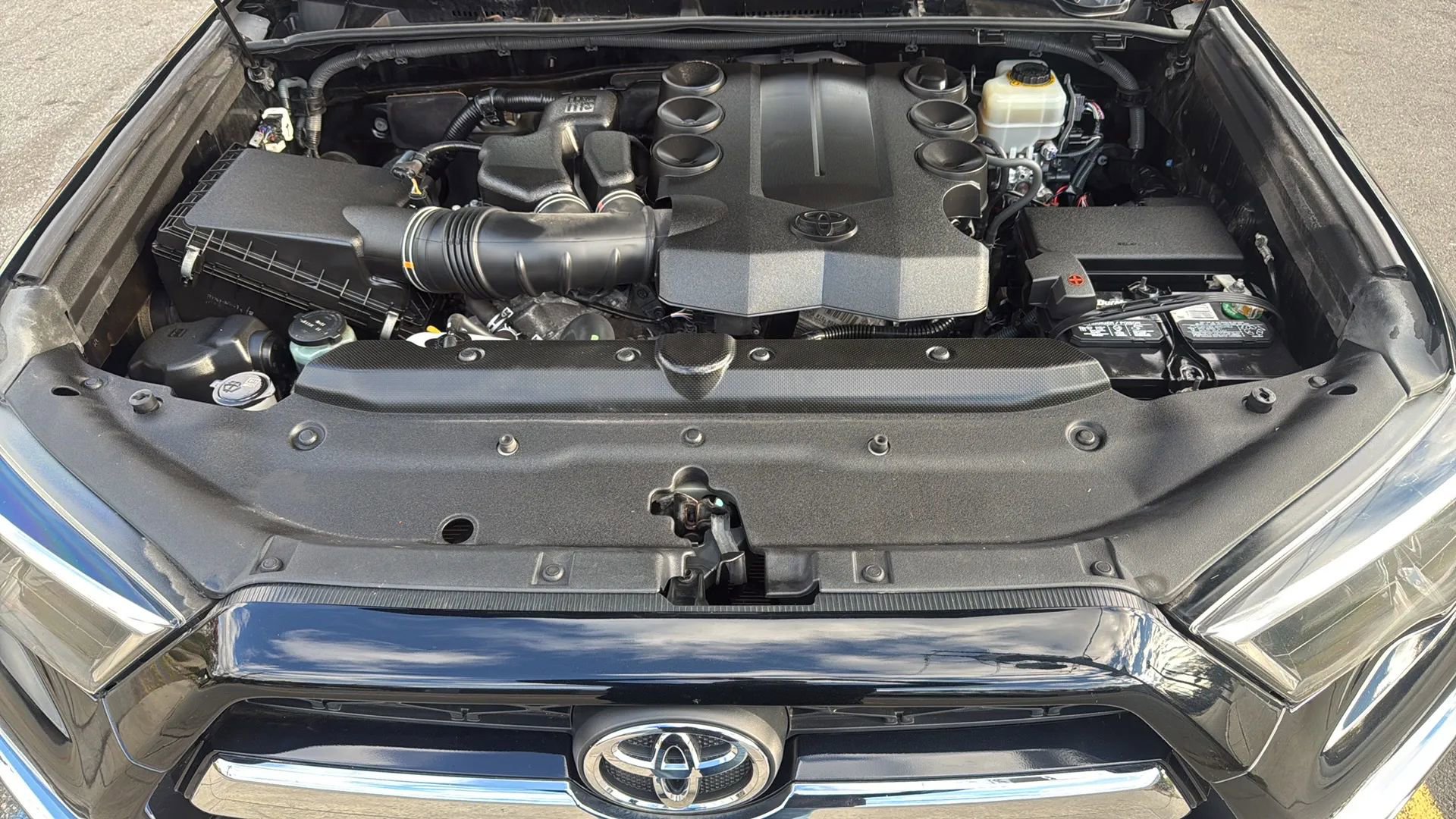 Used 2017 Toyota 4Runner Limited image 23