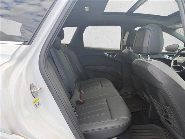 Used 2023 Audi Q4 e-tron Premium Plus w/ Premium Plus RWD image 17