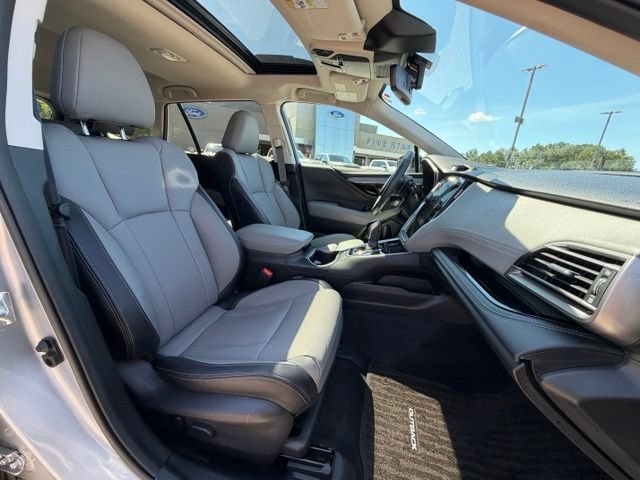 Used 2024 Subaru Outback Limited AWD/4WD image 21