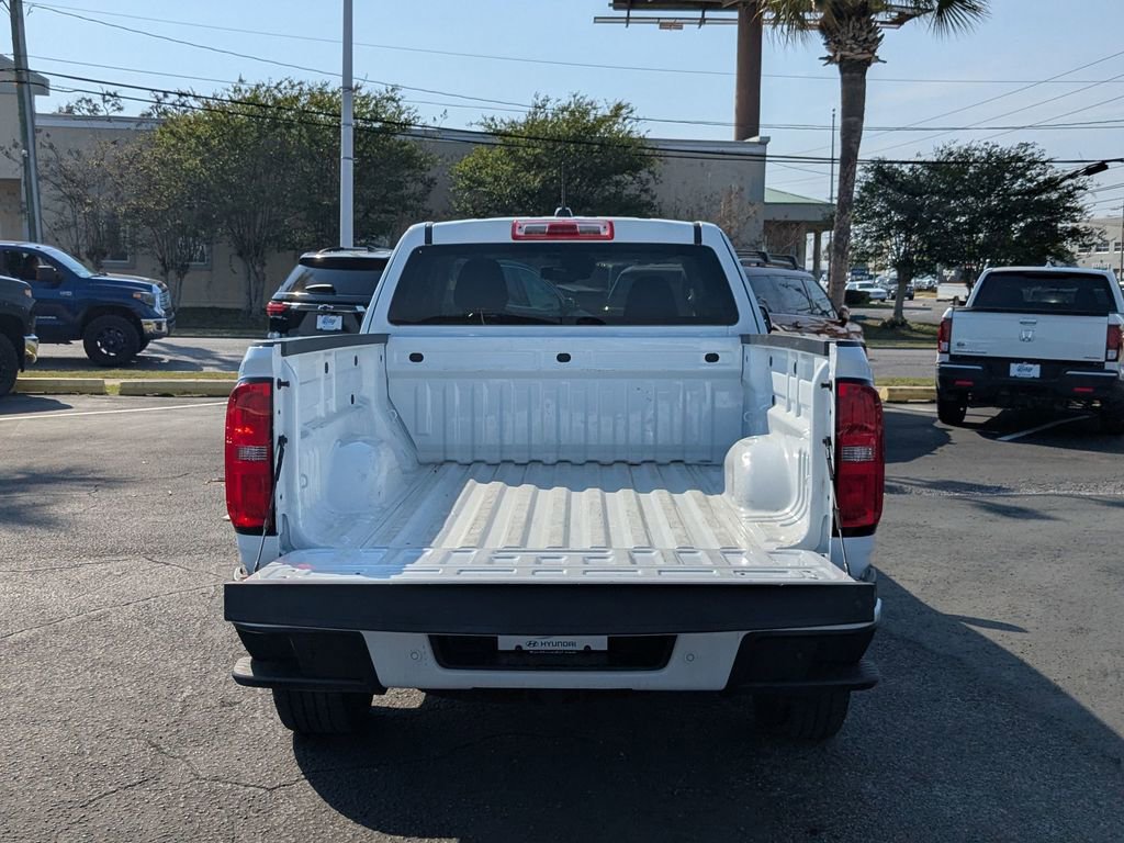 Used 2022 Chevrolet Colorado LT w/ Fleet Safety Package image 6
