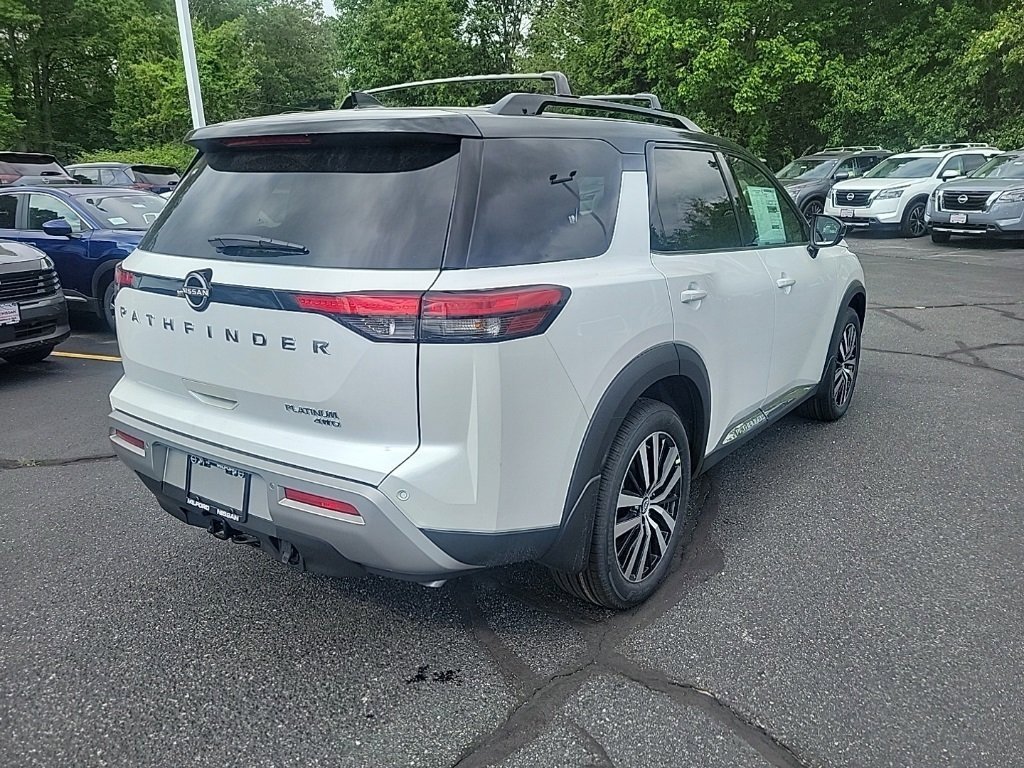 Certified 2025 Nissan Pathfinder Platinum w/ Cargo Package image 7