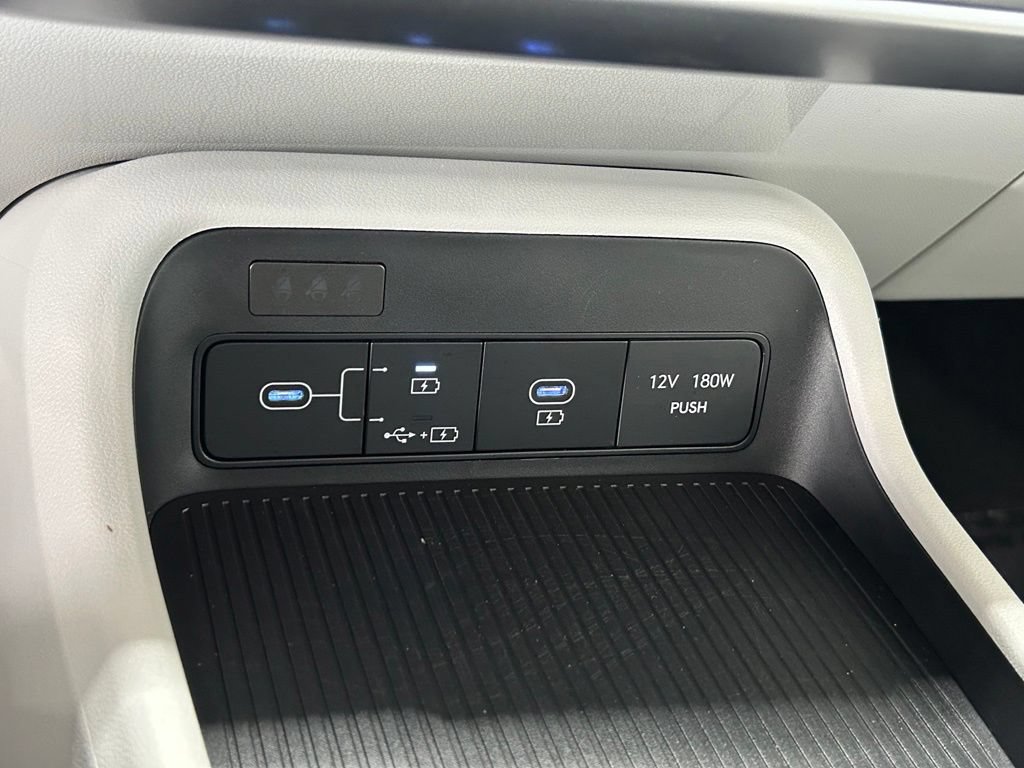 Used 2024 Hyundai Kona SEL FWD image 20