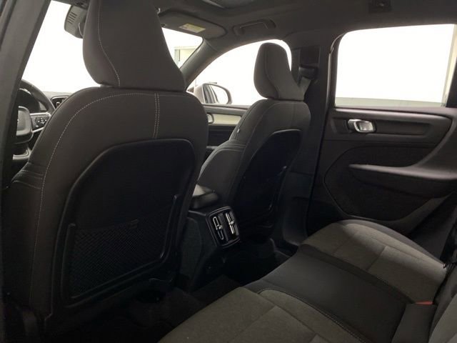 Used 2025 Volvo XC40 B5 Core AWD/4WD image 20