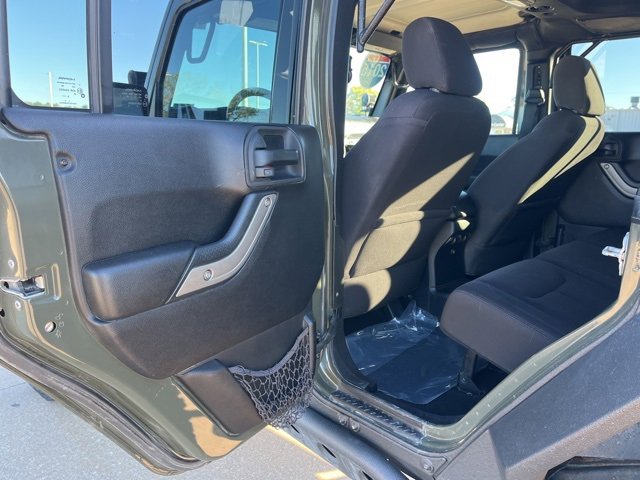 Used 2015 Jeep Wrangler Unlimited Sport w/ Quick Order Package 24S image 31