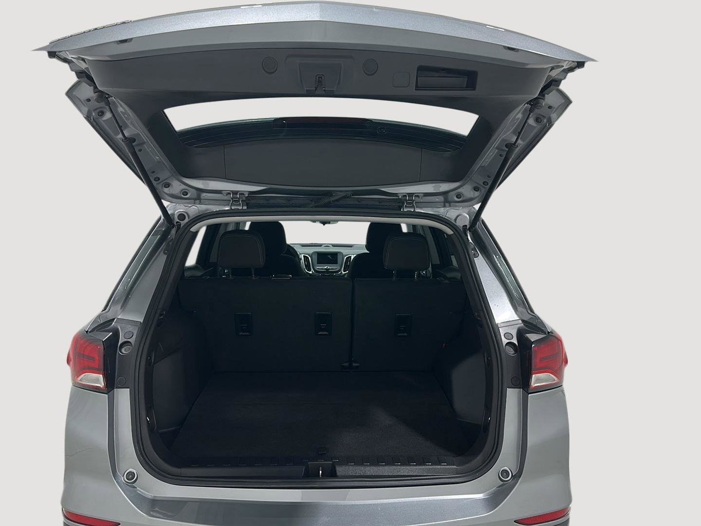 Used 2023 Chevrolet Equinox LS w/ LS Convenience Package FWD image 24