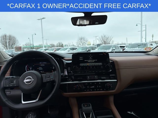 Used 2025 Nissan Pathfinder Platinum image 21