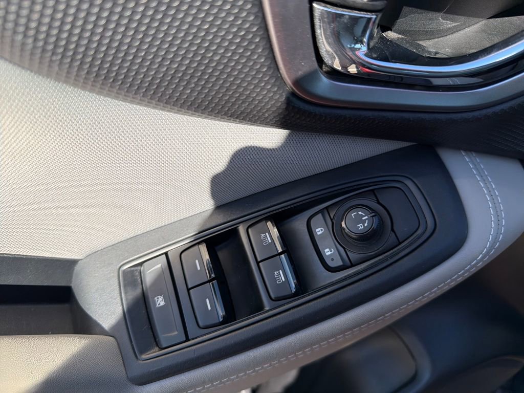 Used 2021 Subaru Forester Premium image 17