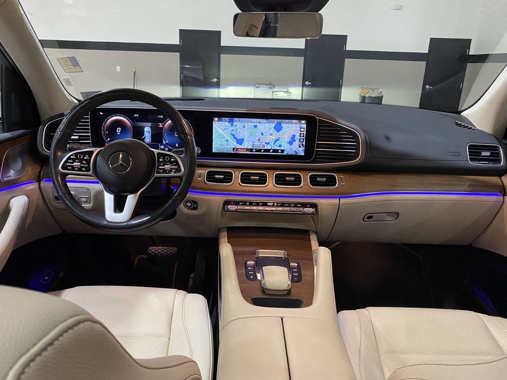 Used 2021 Mercedes-Benz GLE 350 4MATIC image 2