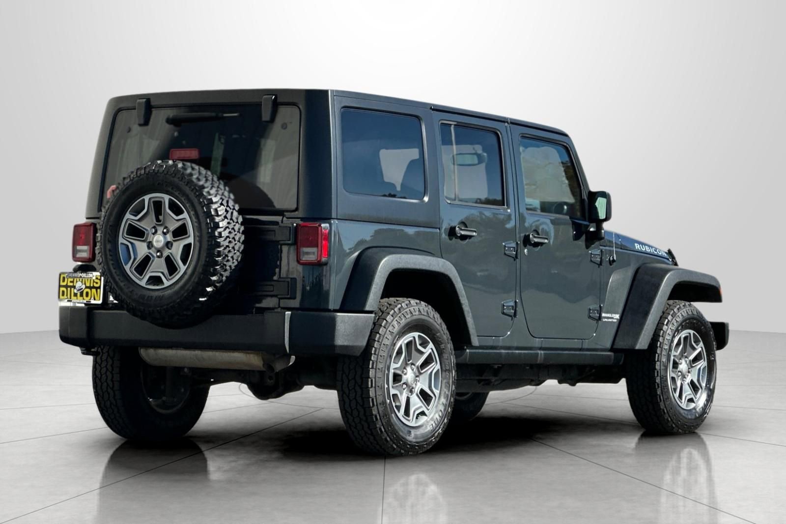 Used 2018 Jeep Wrangler Unlimited Rubicon w/ Connectivity Group image 4