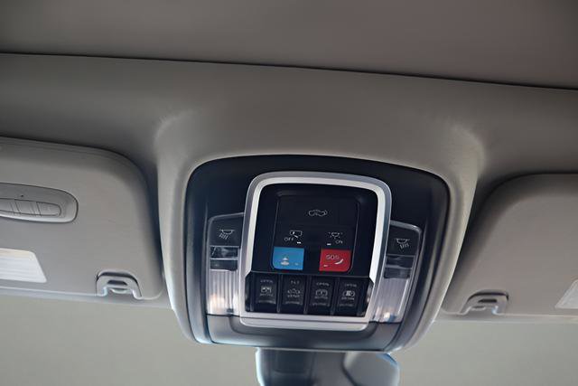 New 2026 RAM 1500 Limited image 24